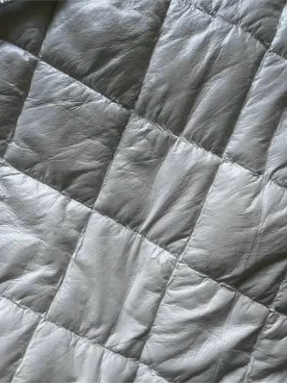 Queen Size Mattress Protector - Serta Brand